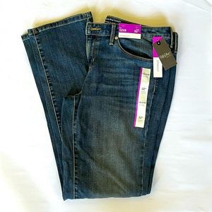 Mossimo denim mid-rise straight super stretchy jeans Size 12/31R NWT
